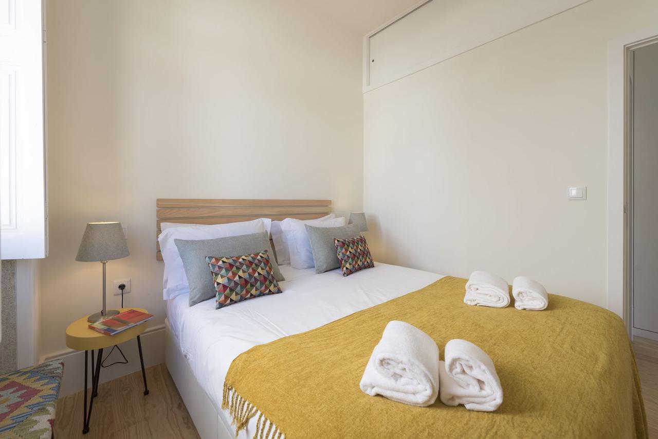 City Center Chill Apartment By Lovelystay Porto Ngoại thất bức ảnh